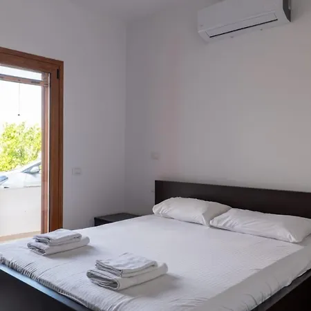 Сasa de vacaciones Roel House *